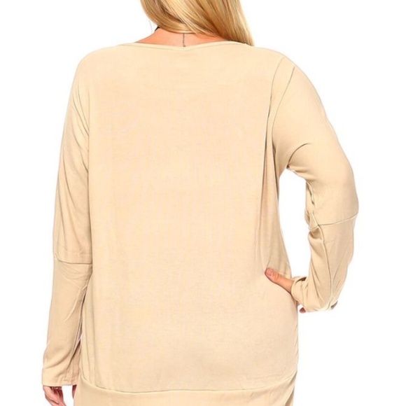 Knit Sweater with Striped Print and Necklace - Picture 3 of 4